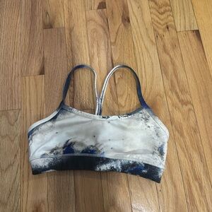 LULULEMON sport bra size 2